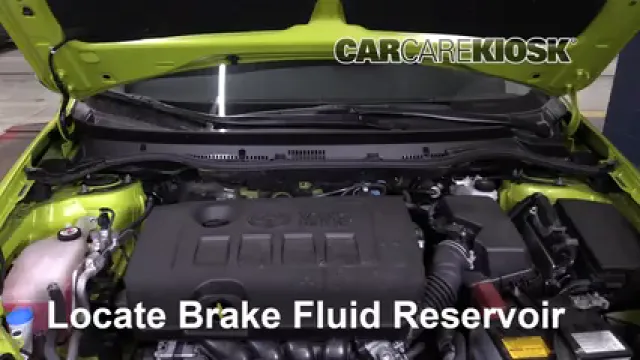 2017 Toyota Corolla iM 1.8L 4 Cyl. Líquido de frenos Agregar fluido